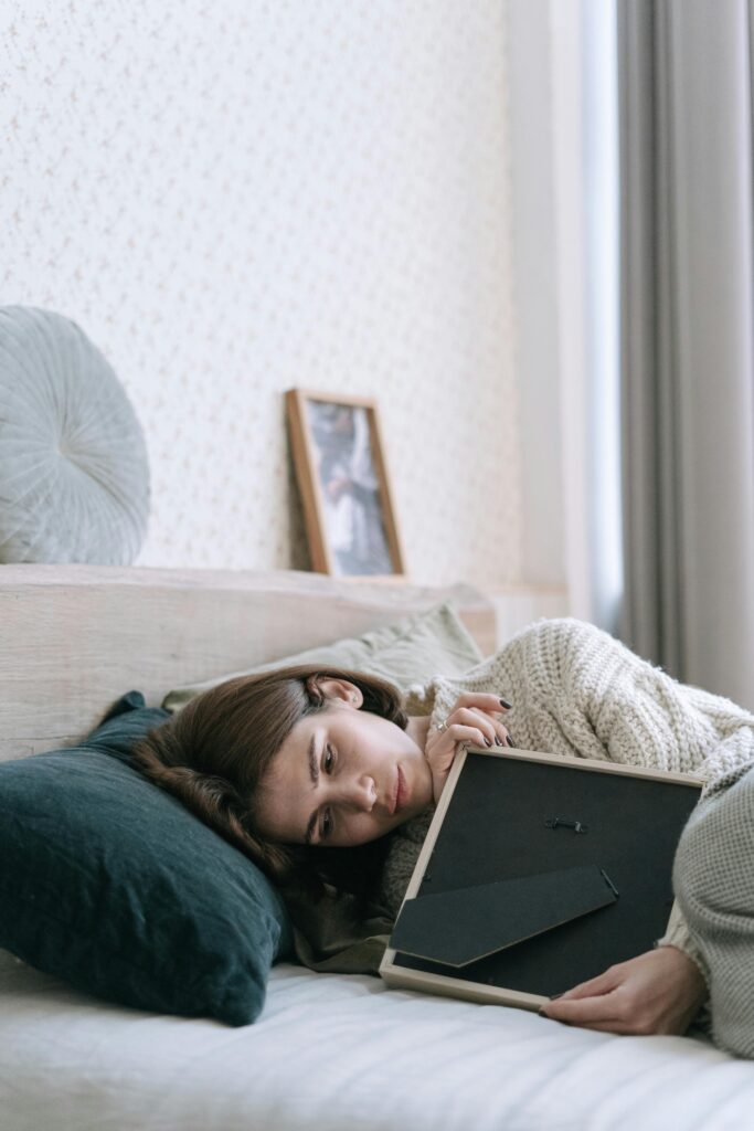 Signs your ex still thinks about you